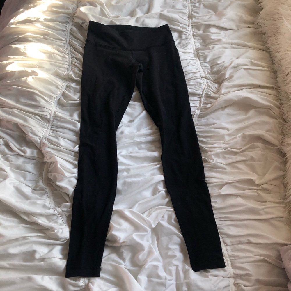 Black LuluLemon leggings